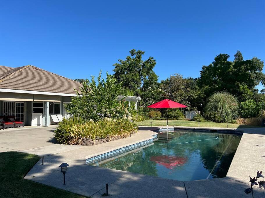Holiday home Luxury Half Acre House Sacramento